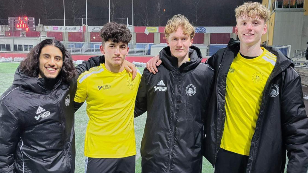 AFCs Fahed Alialjanabe, Daniel Bakos, Axel Tägil och Charles Lindberg representerar Södermanlands FF