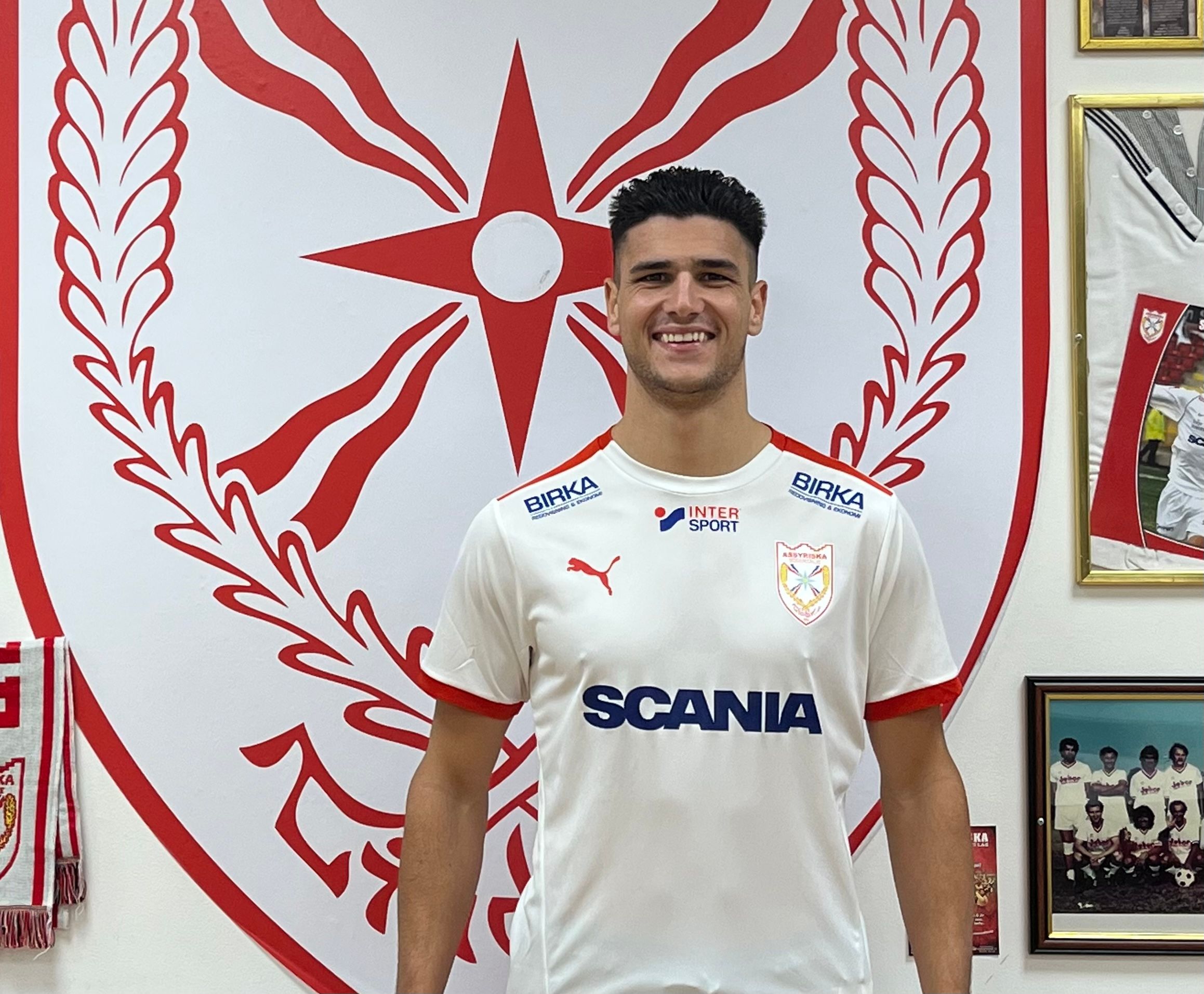 Argentinsk mittback klar för Assyriska FF!