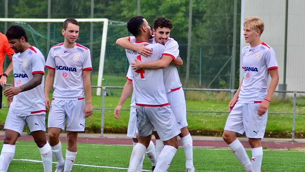 Starkaste laginsatsen lyfte Assyriska