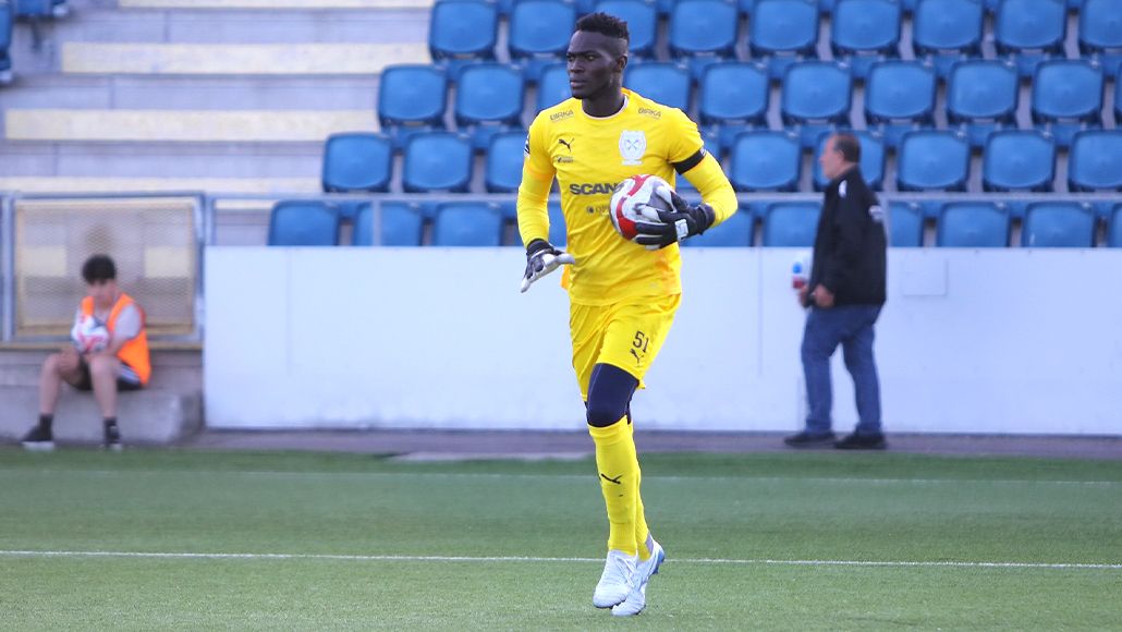 Räddaren - Kingdom Osayi stod för flera fantomräddningar och räddade även en straff vid 0-0